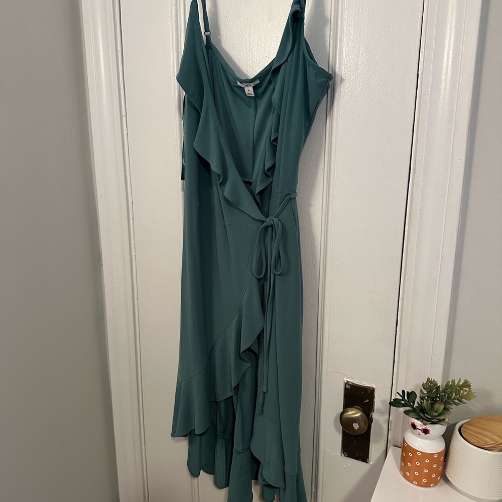 Elegant Green Ruffle Dress